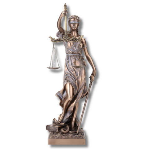 FIGURA LA JUSTICIA  (Altura 75 cm Ancho 29 cm)