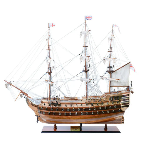 modelo a escala galeon HMS Victory